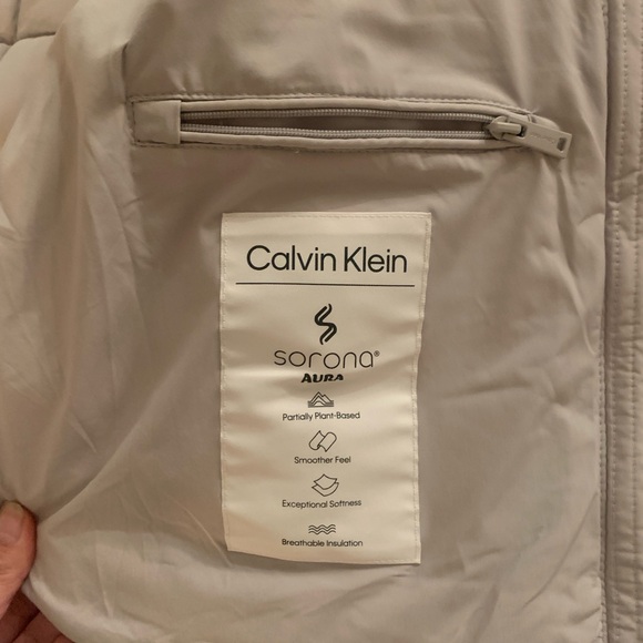 Calvin Klein Puffer Jacket - Picture 5 of 6